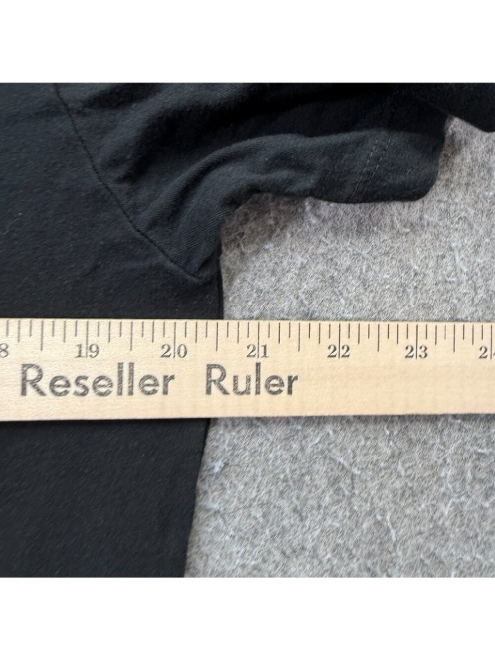 Todd Snyder T-Shirt Men M Black Short Sleeve Crew Neck *STAINS - Picture 11 of 14